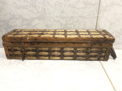 Boite coffre allongé ancien