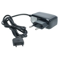 Chargeur pour Sony-Ericsson D750i Hezel J102 Elm G502 G700 J100i F305 G705 G900