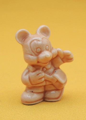 Mickey mouse figurine - (sac),