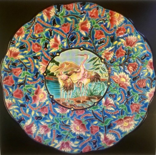 Extraordinarily large classic - large,