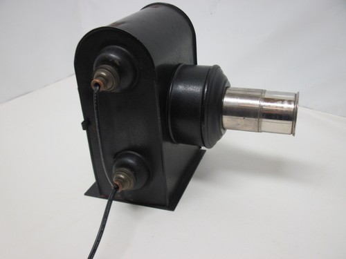 Ancien projecteur lanterne - ancien,
