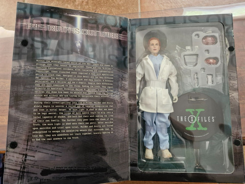 Sideshow figurine dana scully - sideshow,