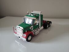 MINIATURE IXO : TRACTEUR SEUL FREIGHTLINER CORONADO NEUF 1/43