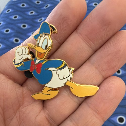 Disney pin donald duck - donald, –