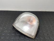 261357C000 feu avant gauche