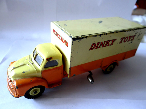 Dinky supertoys bedford pallet - dinky,