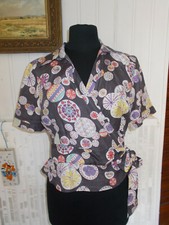 Chemisier cache coeur 100% soie gris imprimé fleurs DEVERNOIS 38 manches courtes