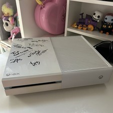 Console xbox one dédicacée