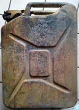 Jerrycan carburant anglais