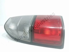 FEU ARRIERE GAUCHE TOYOTA LAND