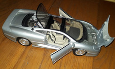 Ancien jouet voiture miniature