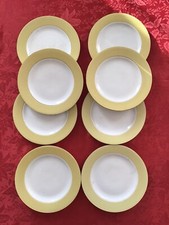 8 Assiettes plates