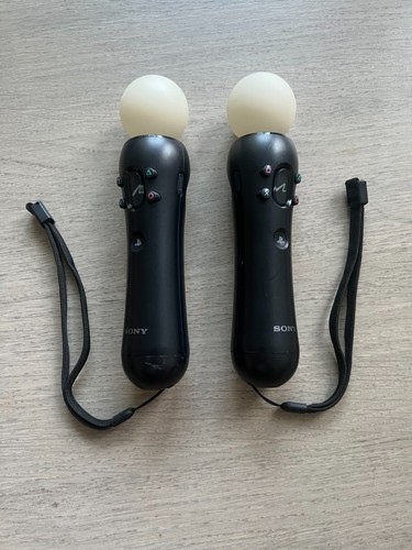 Deux manettes sony playstation - deux,
