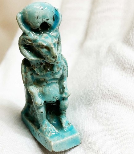 Ancienne amulette égyptienne