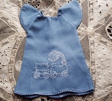 Jolie robe "le train" poupée