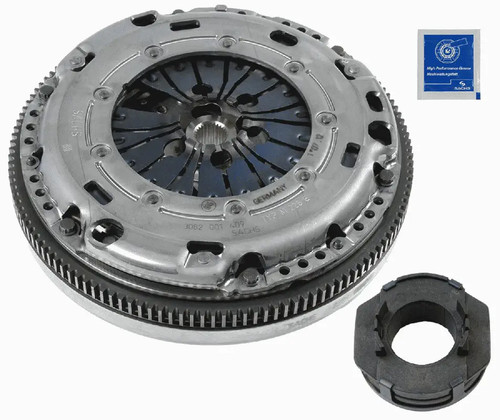 Kit embrayage plus volant