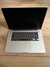 Lot : MacBook Pro Retina 15" + lecteur/graveur + DD SSD 5ooGo + sacoche