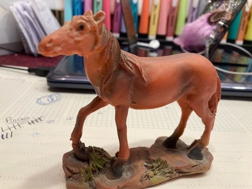 Figurine cheval marron - figurine,