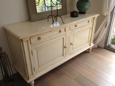 Meuble buffet De Tonge style provençal en chêne massif 