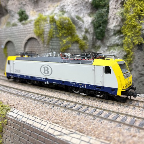Locomotive électrique 186 - locomotive,
