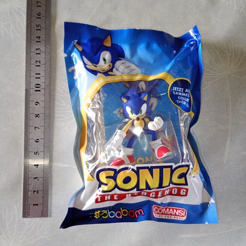 Sonic the hedgehog figurine - sonic,