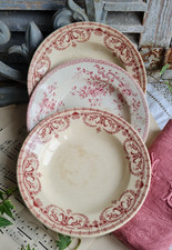3 ANCIENNES ASSIETTES CREUSES