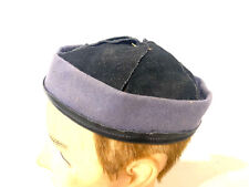 Old interior cap under military helmet to identify WW1 WW2?