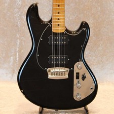 Guitare électrique MUSIC MAN