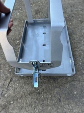 Front Runner double jerry can holder for Roof Rack landrover 4x4