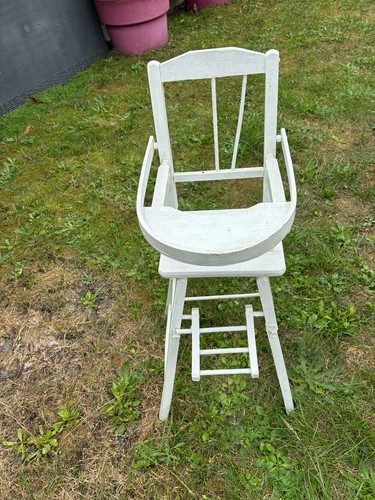 Chaise haute pour bébé