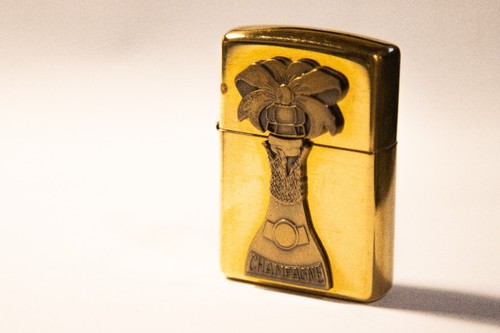 Briquet zippo laiton - doré,