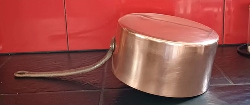 Grande casserole ancienne - casserole,