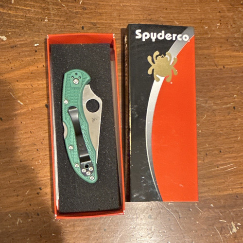 Spyderco delica c11fpgr green - delica,