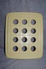 🌟TUPPERWARE Ravioles Party 12 Trous Jaune Plaque Moule