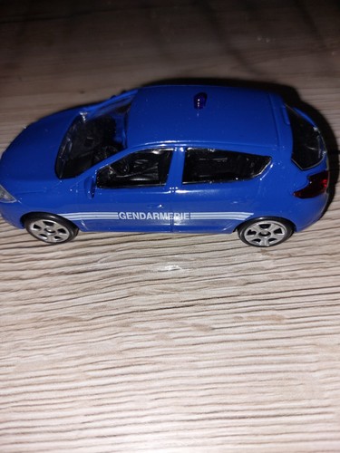 Voiture miniature renault - miniature,