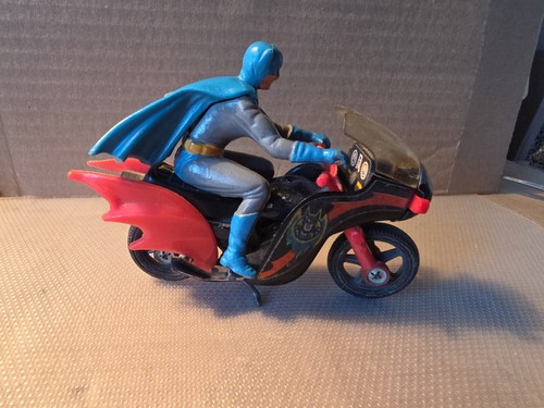 Moto figurine batman corgi - batman, -corgi