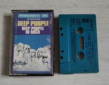 Cassette audio vintage bleu K7