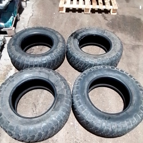 Occasion lot 4 pneus - :, bf