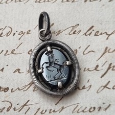 Pendentif XIXè Intaille avec Hématite Cheval Victorian Intaglio Pendant 19thC