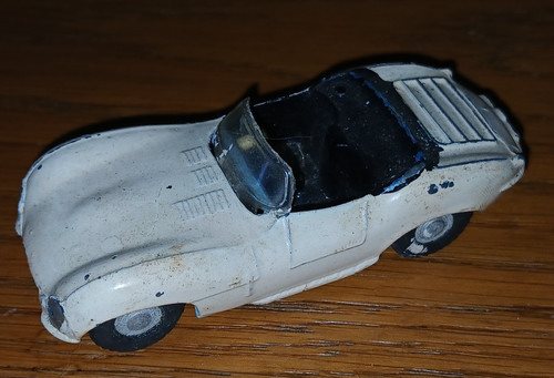 Rare vintage spot on 107 - rare,