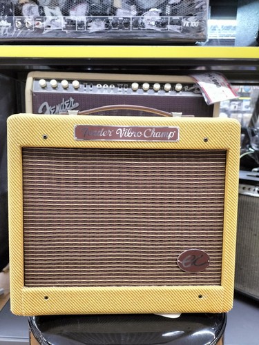 Fender guitar amplifier - fender, ec