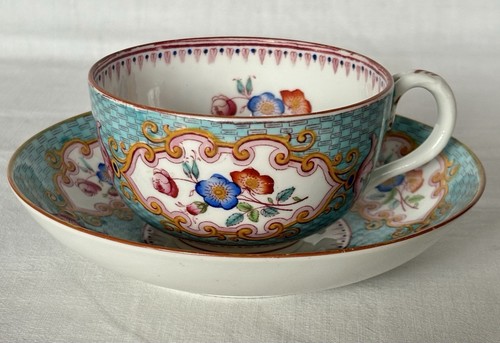 Tasse sous the en - sous,