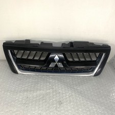 Front Radiator Grille for Mitsubishi PAJERO SHOGUN V78W MK3 3.2 DiD