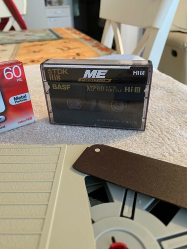 Cassette video 8 neuve - video,