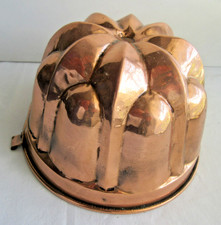 Ancien moule à gâteau en