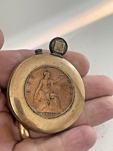 Briquet poilu - briquet, .