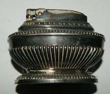 QUEEN ANNE "RONSON" SILVER METAL TABLE LIGHTER
