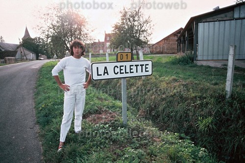 Herve vilard exclusive - *,