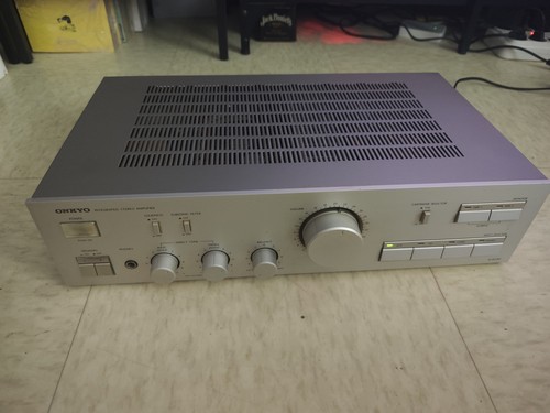 Amplificateur onkyo 8230 - amplificateur,