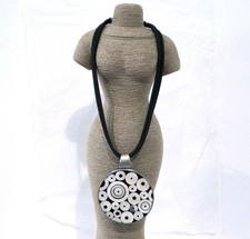 Grand collier ethnique en
